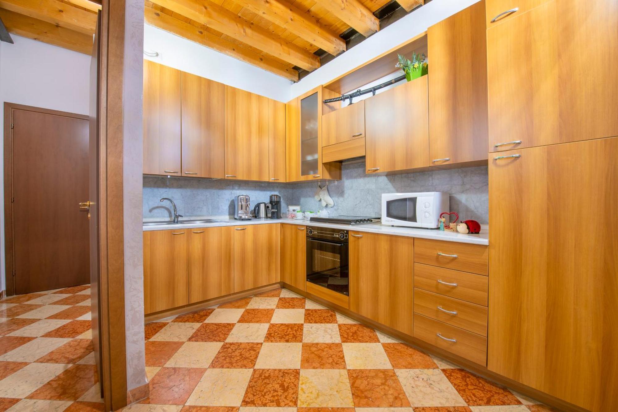 Arena Suite Mazzini Verona Centro Екстериор снимка