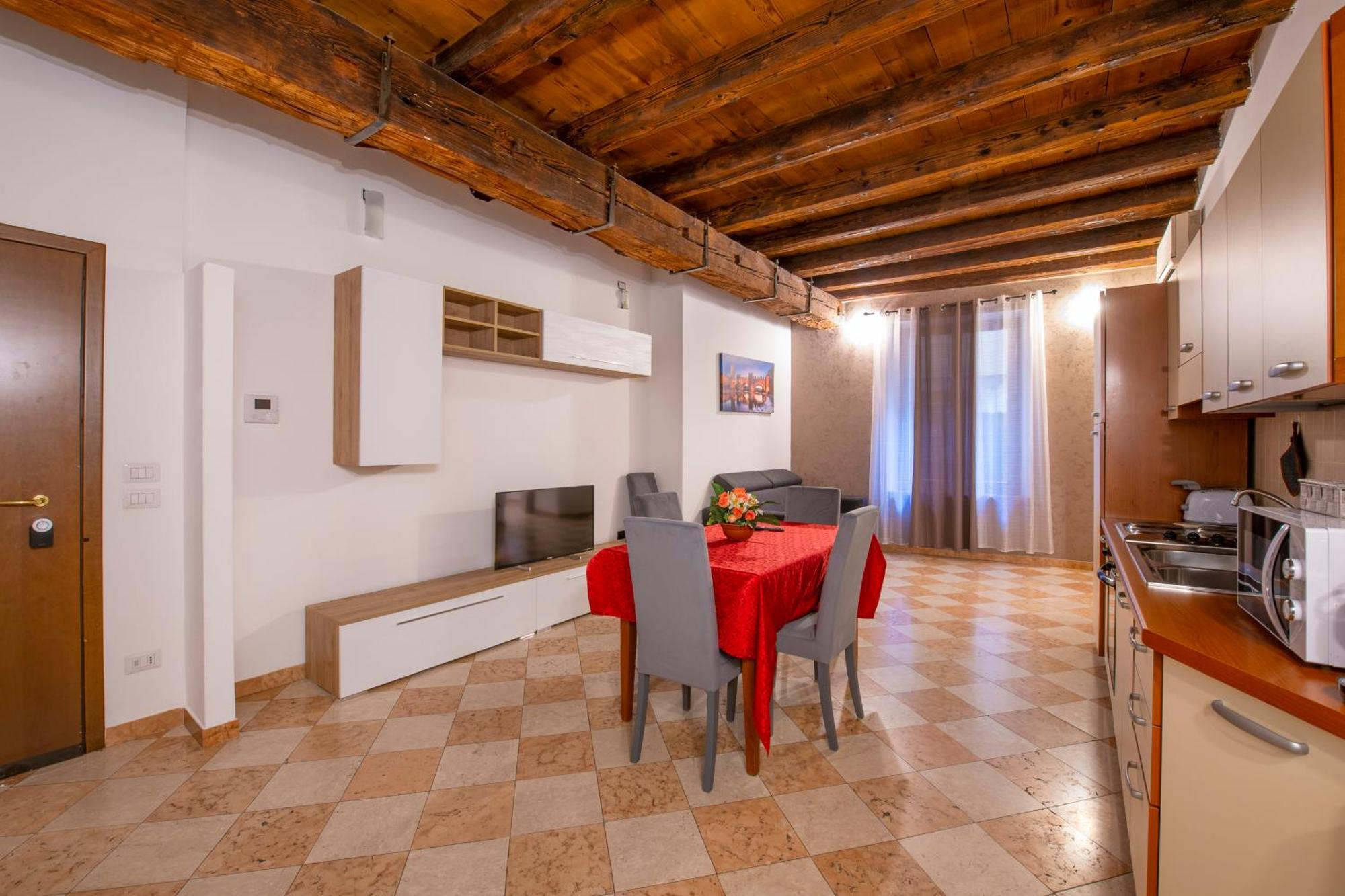 Arena Suite Mazzini Verona Centro Екстериор снимка