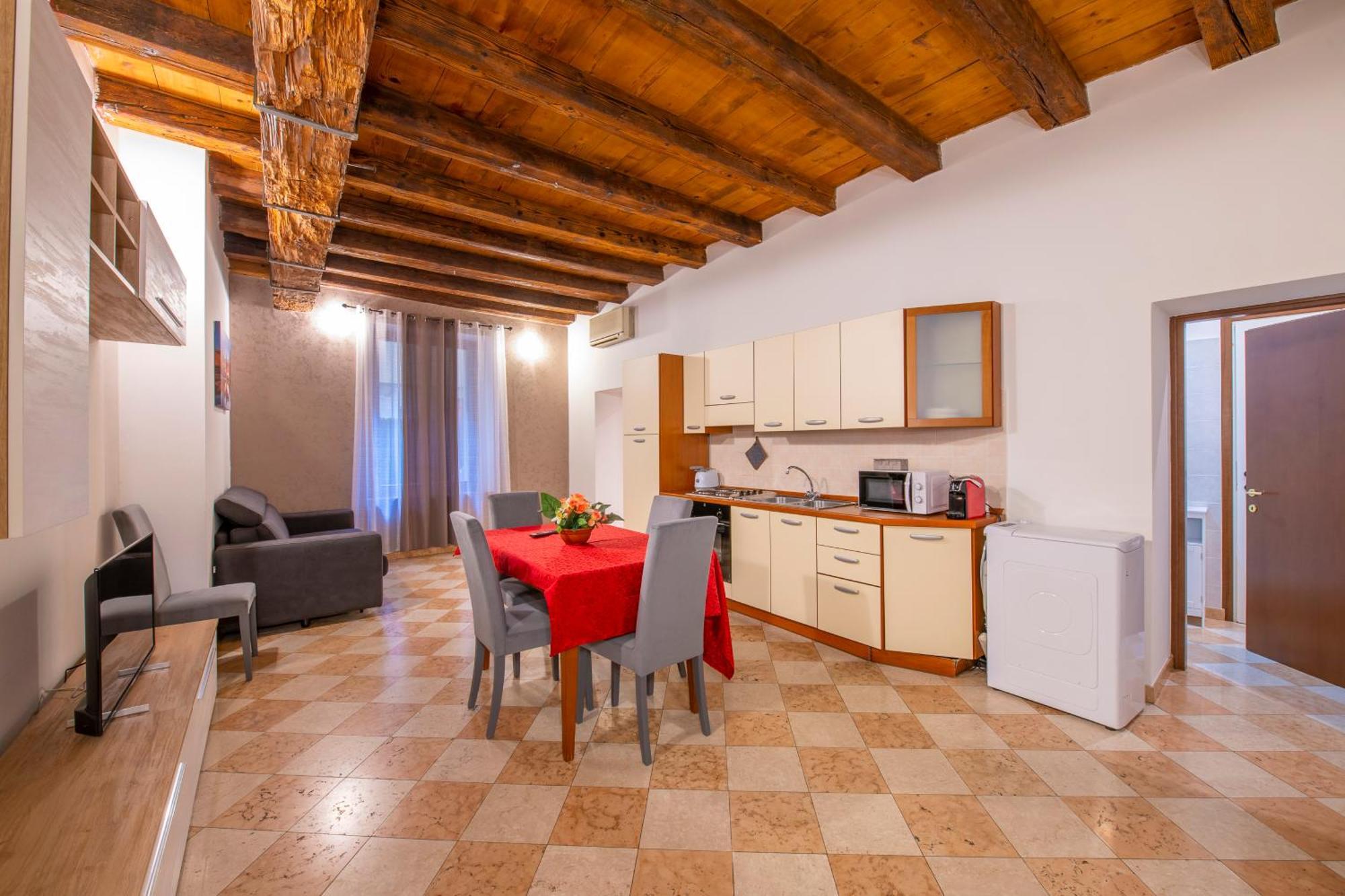 Arena Suite Mazzini Verona Centro Екстериор снимка